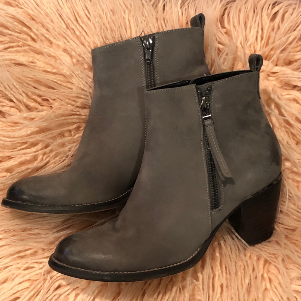 Steve Madden Booties